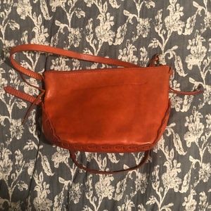 MADEWELL Leather Marin Crossbody In Thai Chili Red